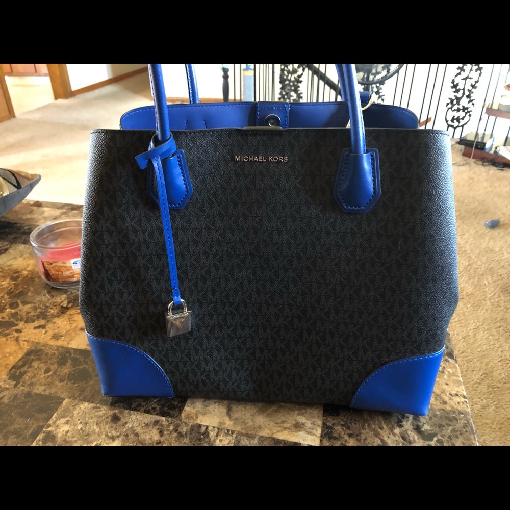 Black and Cobalt blue Michael Kors Mercer